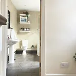 ロッジ Riverside - Quaint Victorian By The River ヨーク