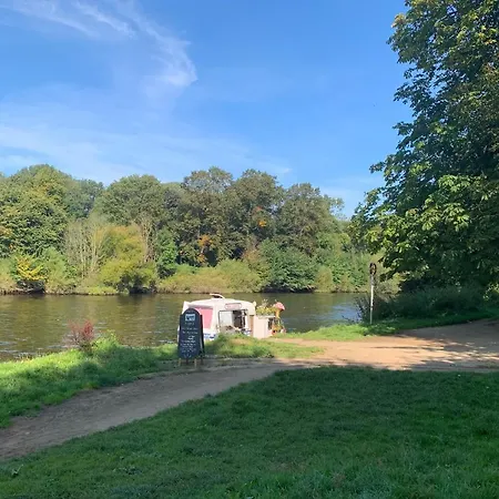 Riverside - Quaint Victorian By The River Domek letniskowy