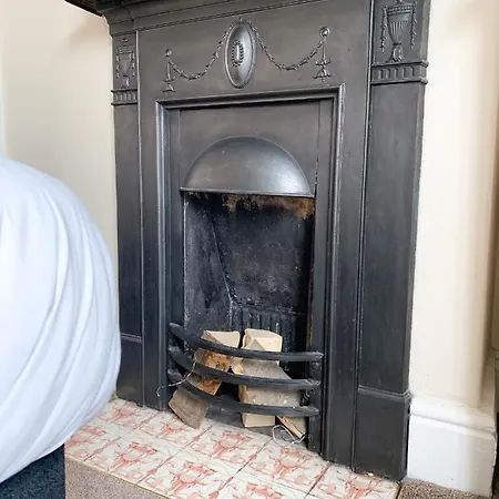 Riverside - Quaint Victorian By The River Alojamento de Turismo Selvagem *