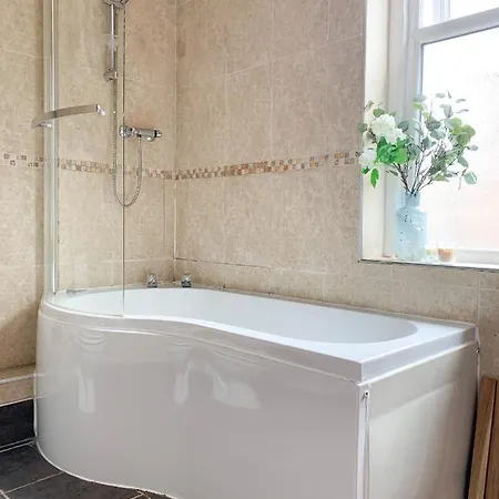 Domek letniskowy Riverside - Quaint Victorian By The River